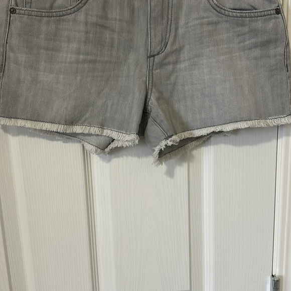 JOES Jean Shorts - Picture 6 of 6